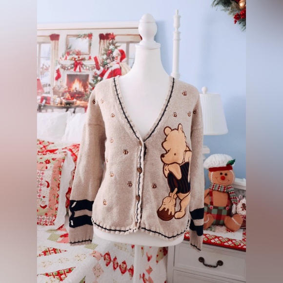 ISO Pooh knit sweaters - Picture 4 of 15